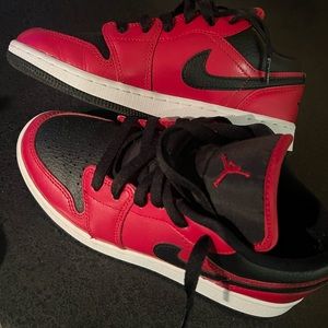 Red Jordan ones SIZE 4Y/6W